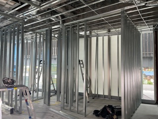 金沢八景 内科 発熱外来 おりもクリニック内装仕切り210712